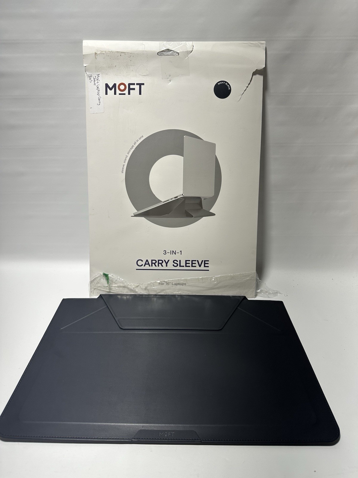 MOFT Laptop Sleeve Bag 16in Expandable Stand Night Black