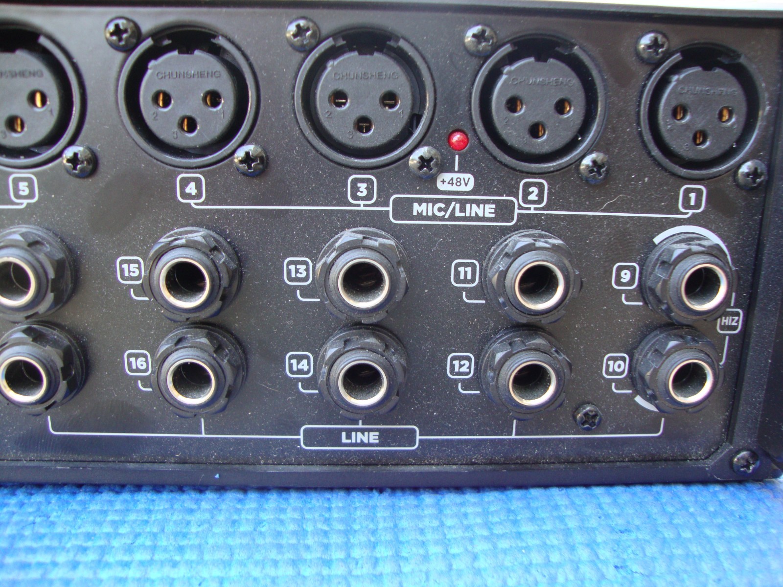 RCF M 18 Digital Mixer with Integrated Effects