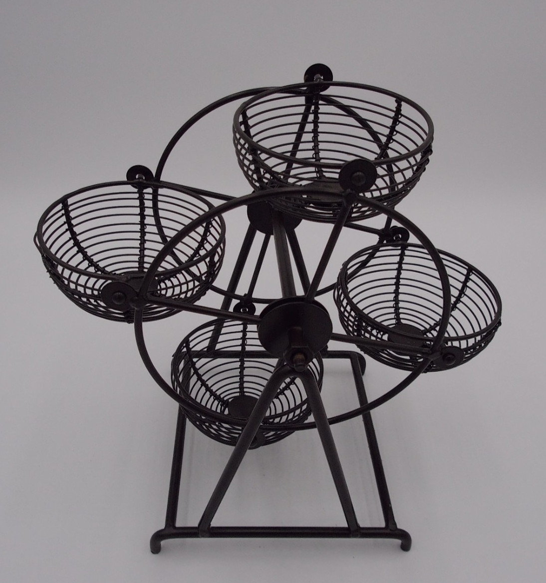 Wire Basket Carousel
