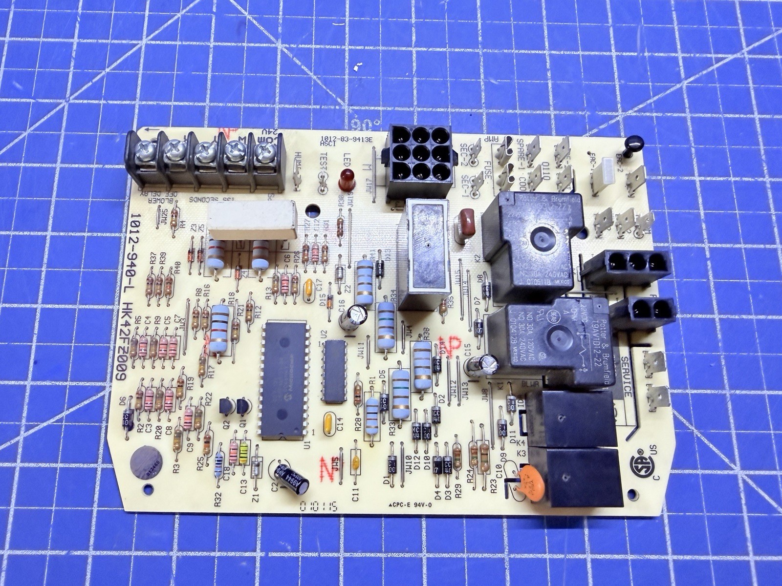 Carrier Bryant Furnace Control Circuit Board P#HK42FZ009 1012-940-L