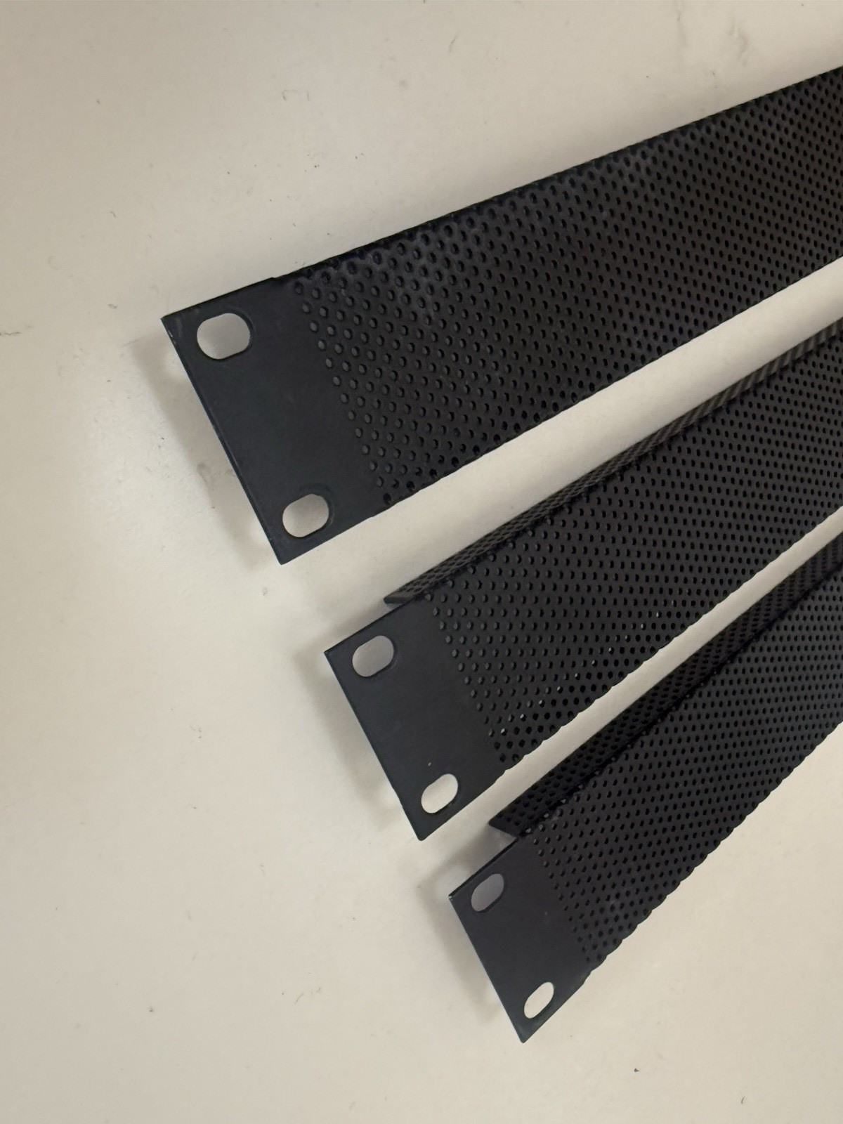 3x Middle Atlantic 25% Open Flanged Filler Panel 1U VTF1