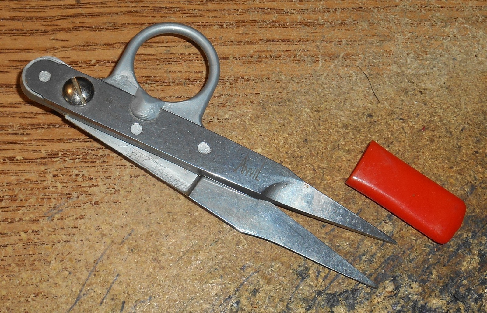 ANVIL ACCU-TIP QUICK SNIP FLY TYING SCISSORS!