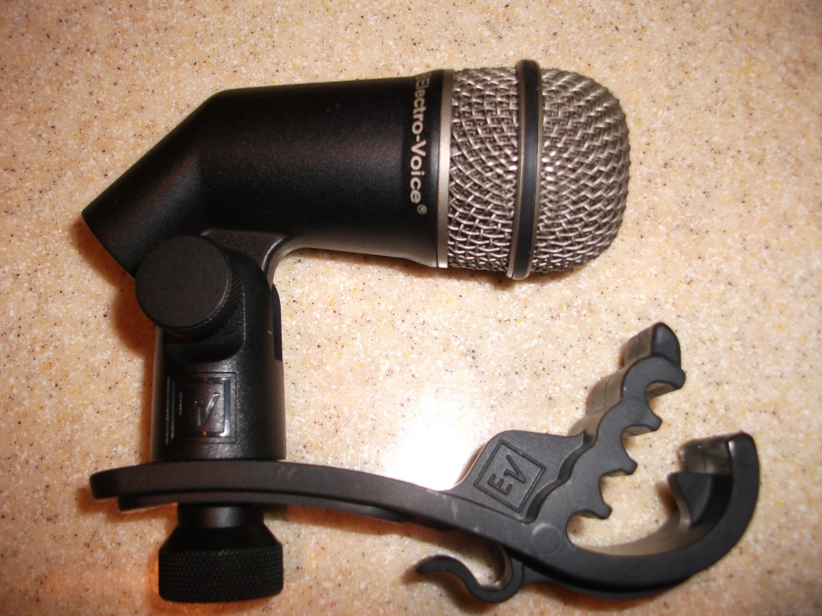 Electro-Voice PL DK5 5 piece drum microphone set with padded case New