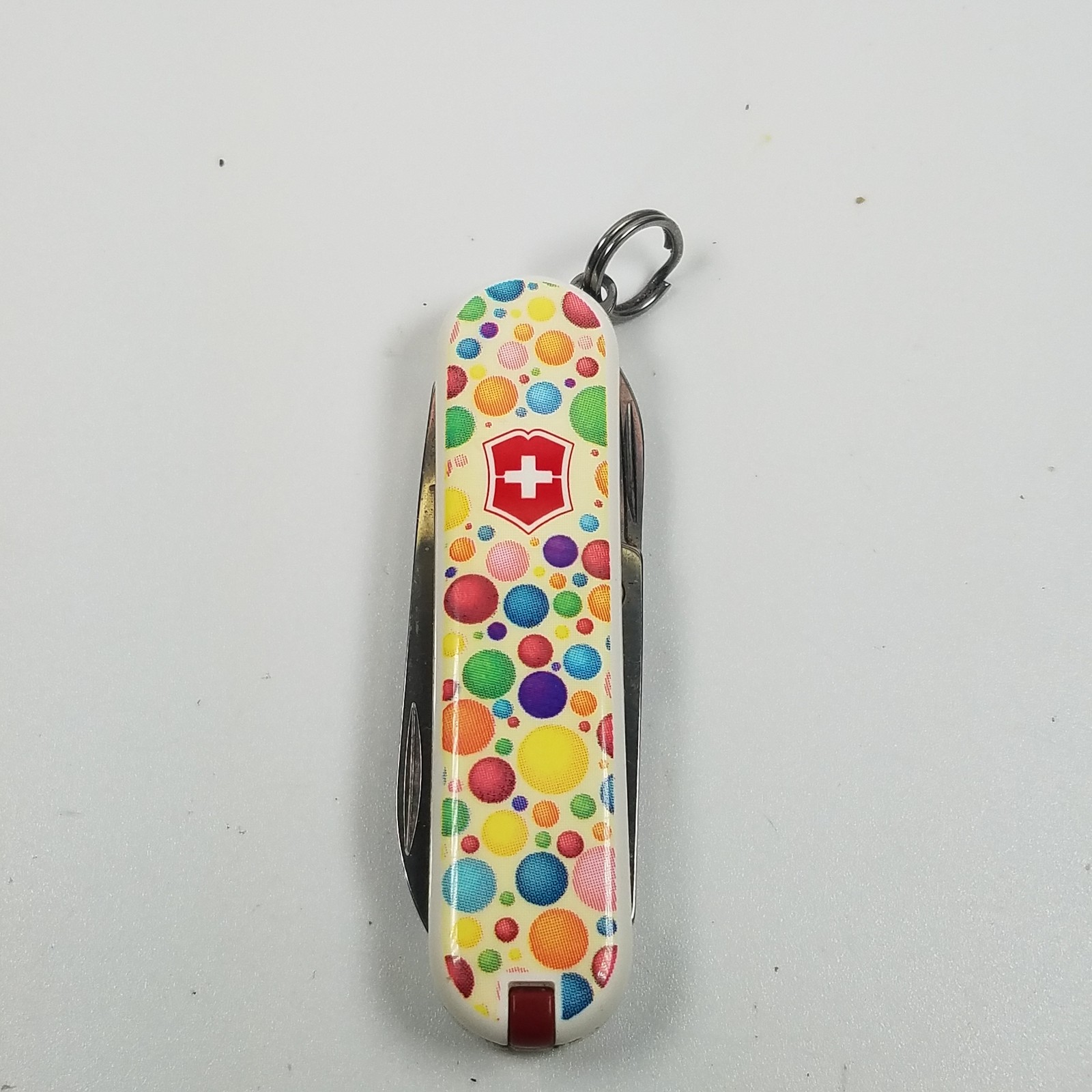 VICTORINOX SWISS ARMY KNIFE CLASSIC 58MM LIMITED EDITION COLOR UP YOUR LIFE 2014
