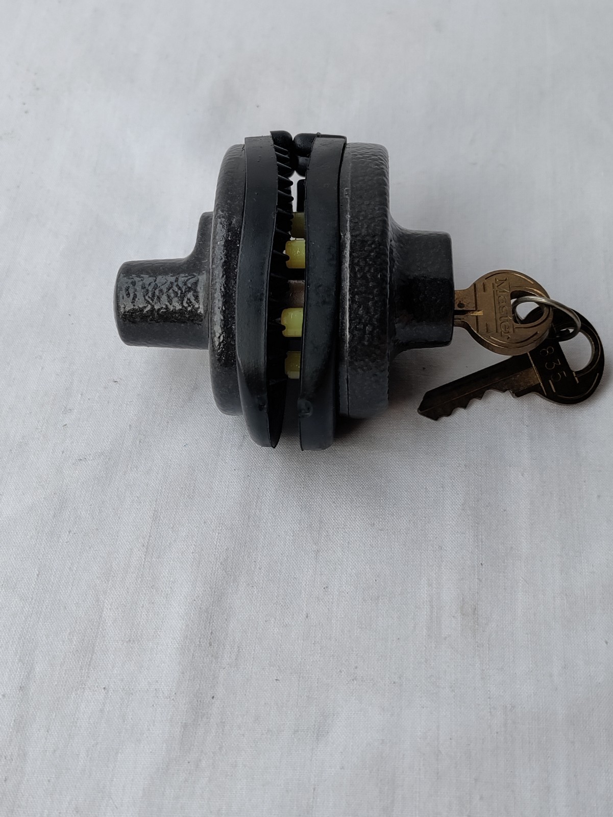 Vintage Master Lock Co. Trigger Locks-P250 "2 keys"