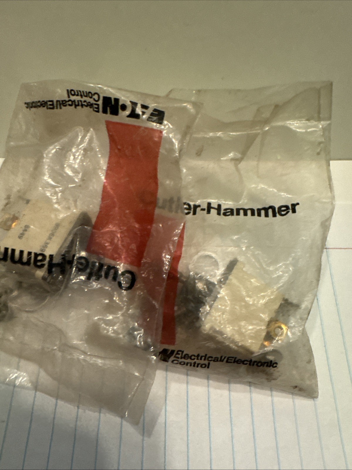Lot 2 CUTLER HAMMER EATON TOGGLE SWITCH 8449 Ref L3
