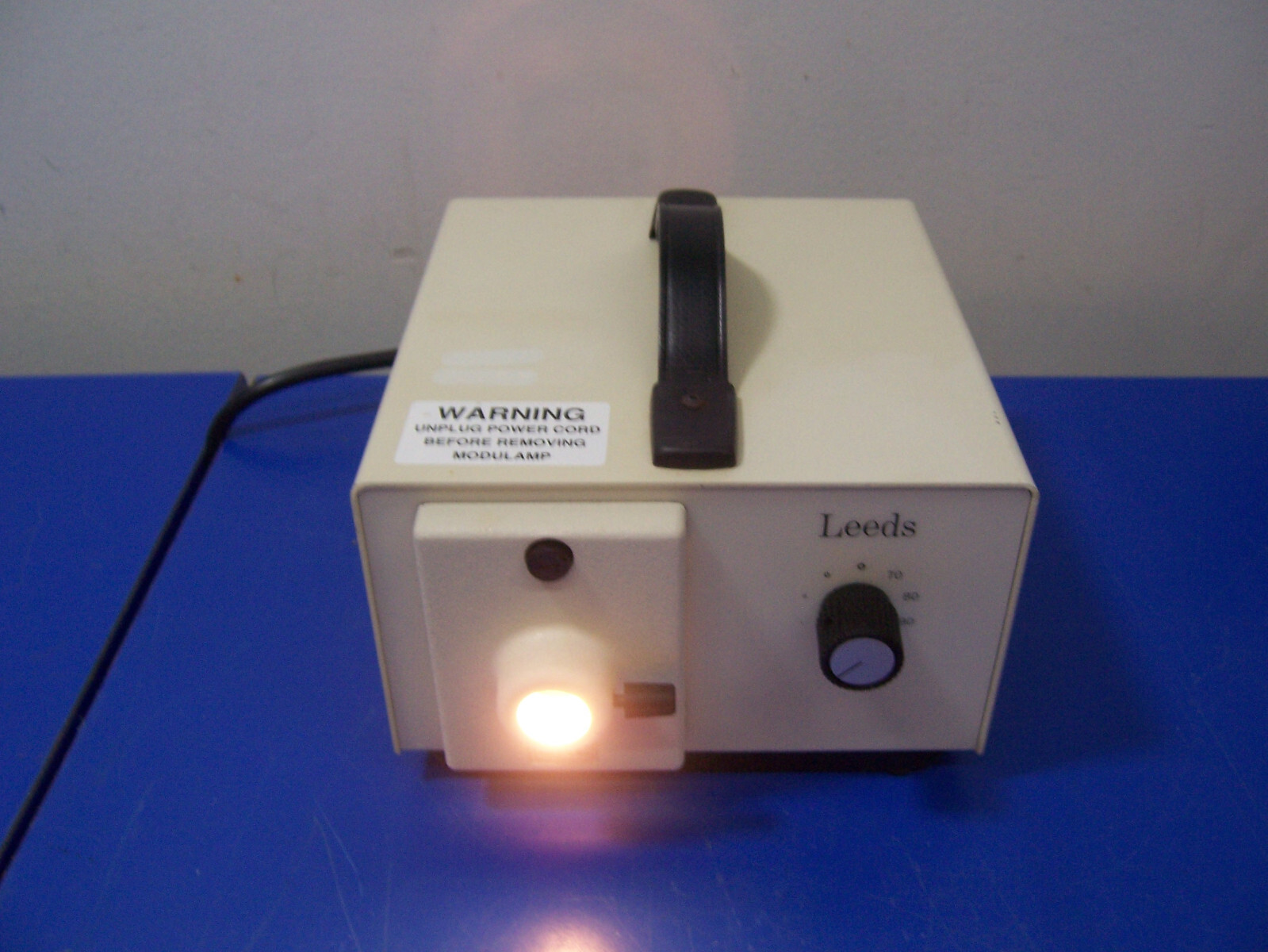 13795 Leeds A20500/14 Fiber Optic Illuminator