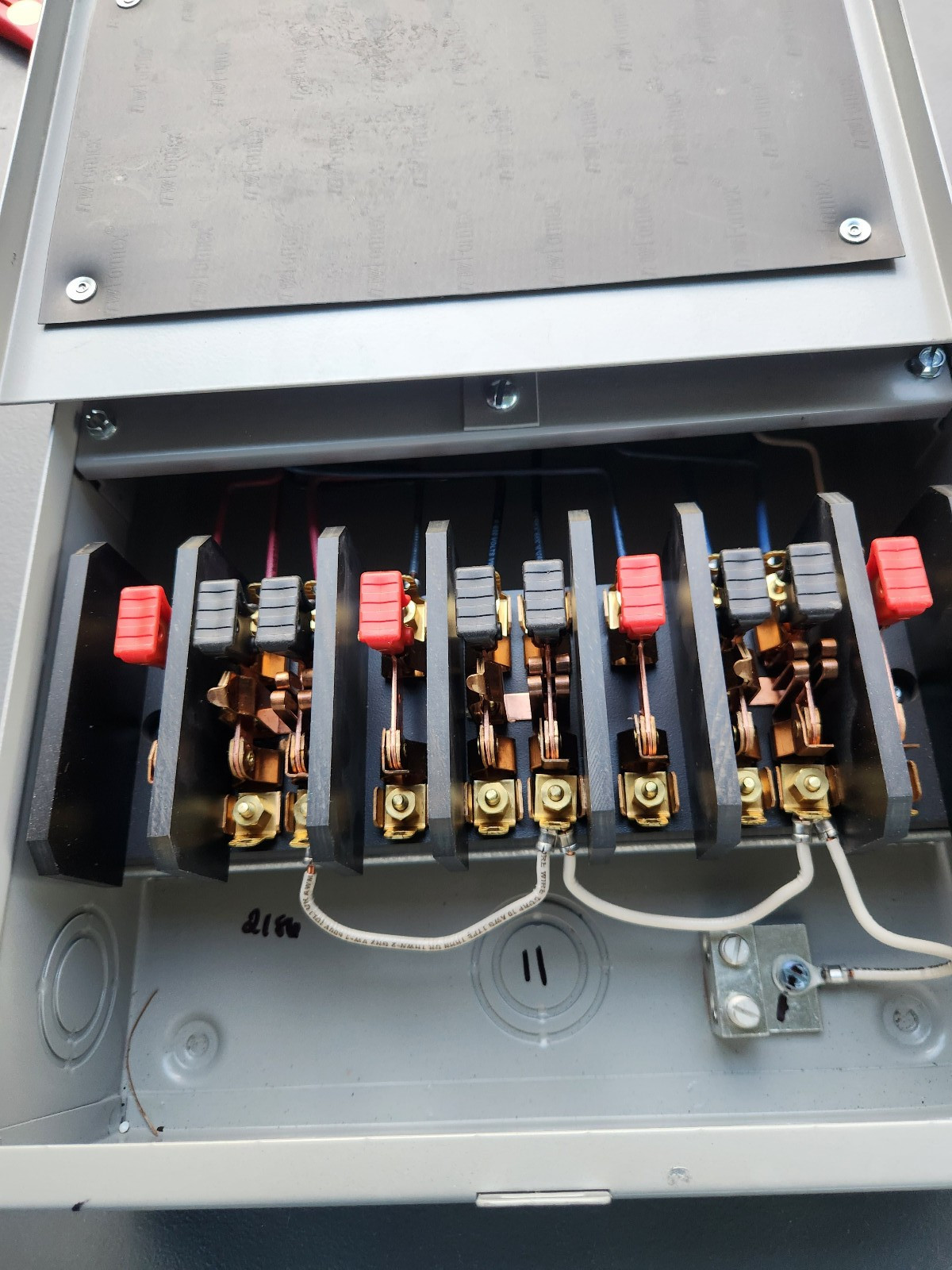 Milbank UC6079-XL-21 Pre-Wired Ringless