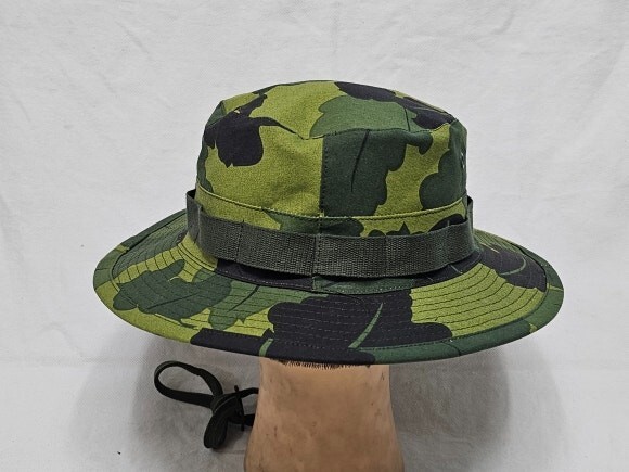 LEAF PATTERN CAMOUFLAGE BOONIE HAT