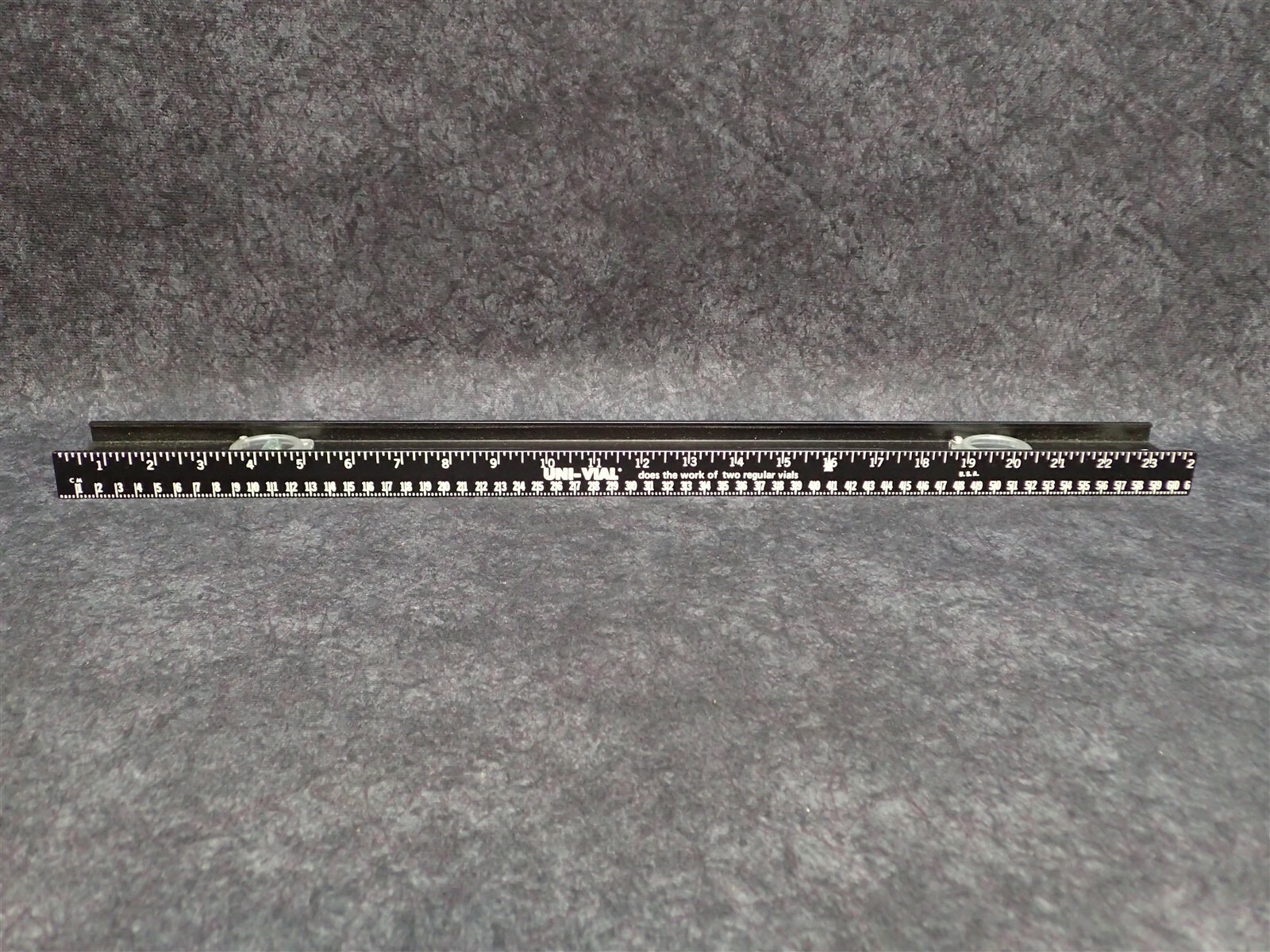 EU-24 GREAT NECK 24" Uni-Vial Level, 2 Vials