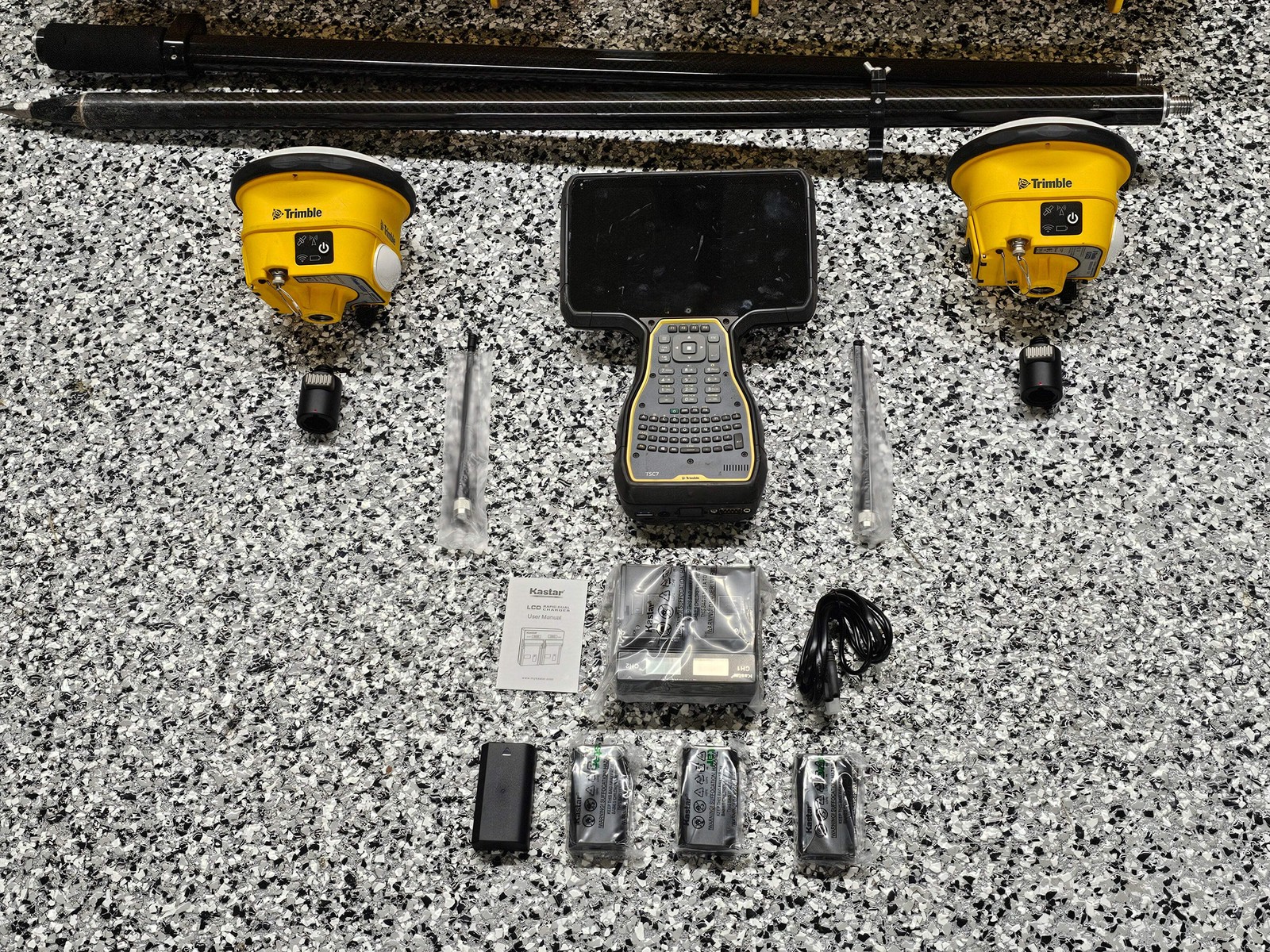 Trimble SPS986 GNSS Base & Rover Kit, TSC7, UHF/900MHz, Siteworks/Access