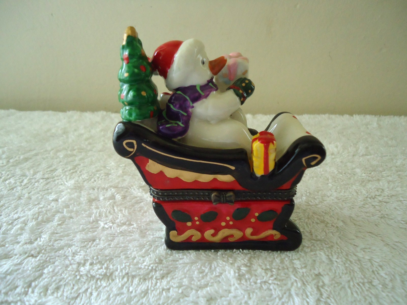 Snowman On A Sleigh Trinket Box " Beautiful Collectible " Free Shipping "