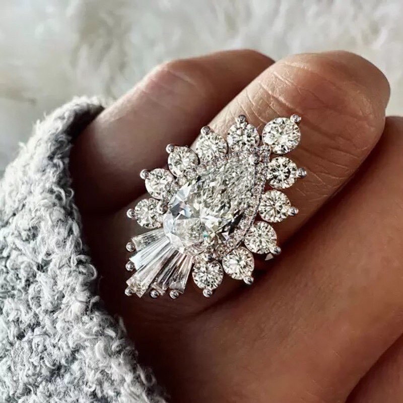 2 Colors Fashion Women 18K Gold Plated Oval Snowflakes CZ Sparkling Band Ring