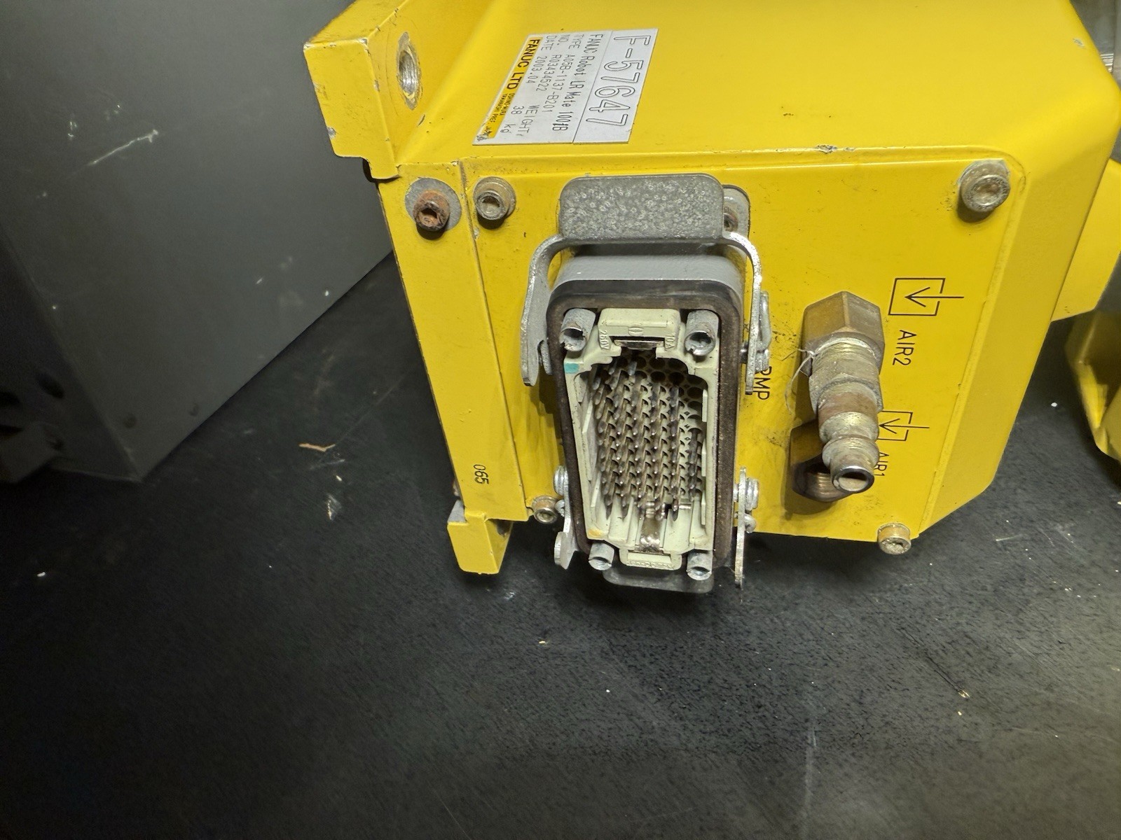 Fanuc LR Mate 100iB With J3IB Mate Controller Untested