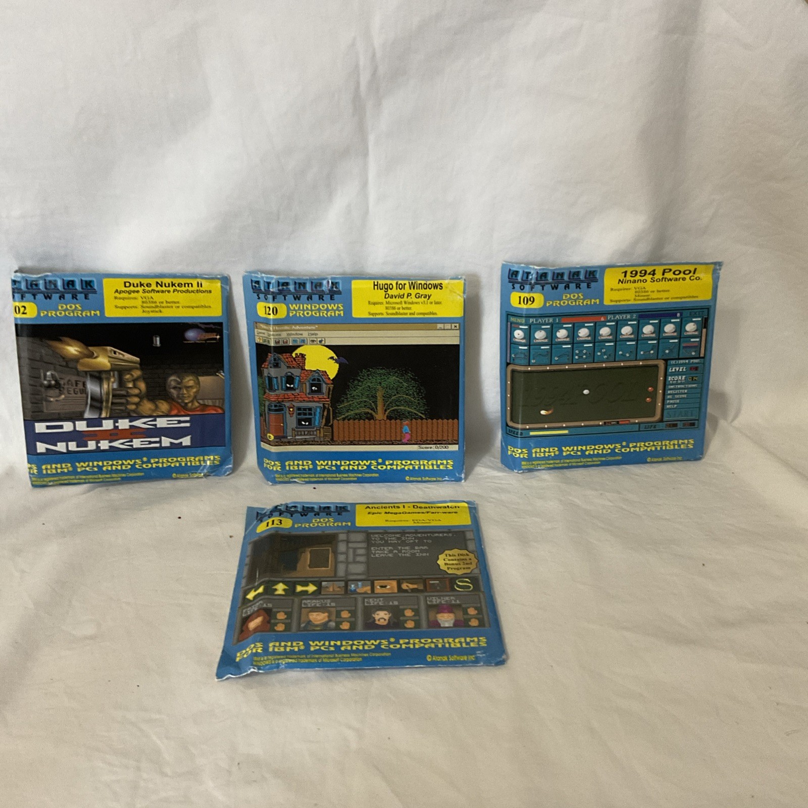 4 Atanak Software 3.5 Floppy Disks Duke Nukem 2, Ancients 1 Deathwatch, Hugo