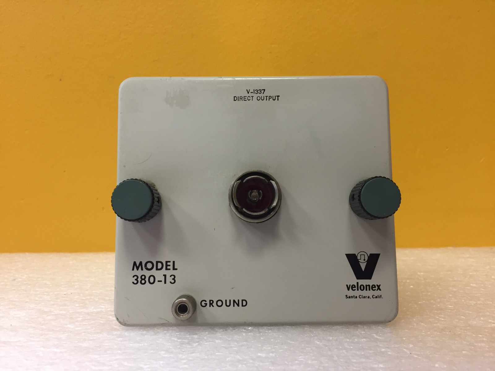 Velonex 380-13 (V-1337) 500 V, 50 Ohm, Direct Output Module. For 380 Series