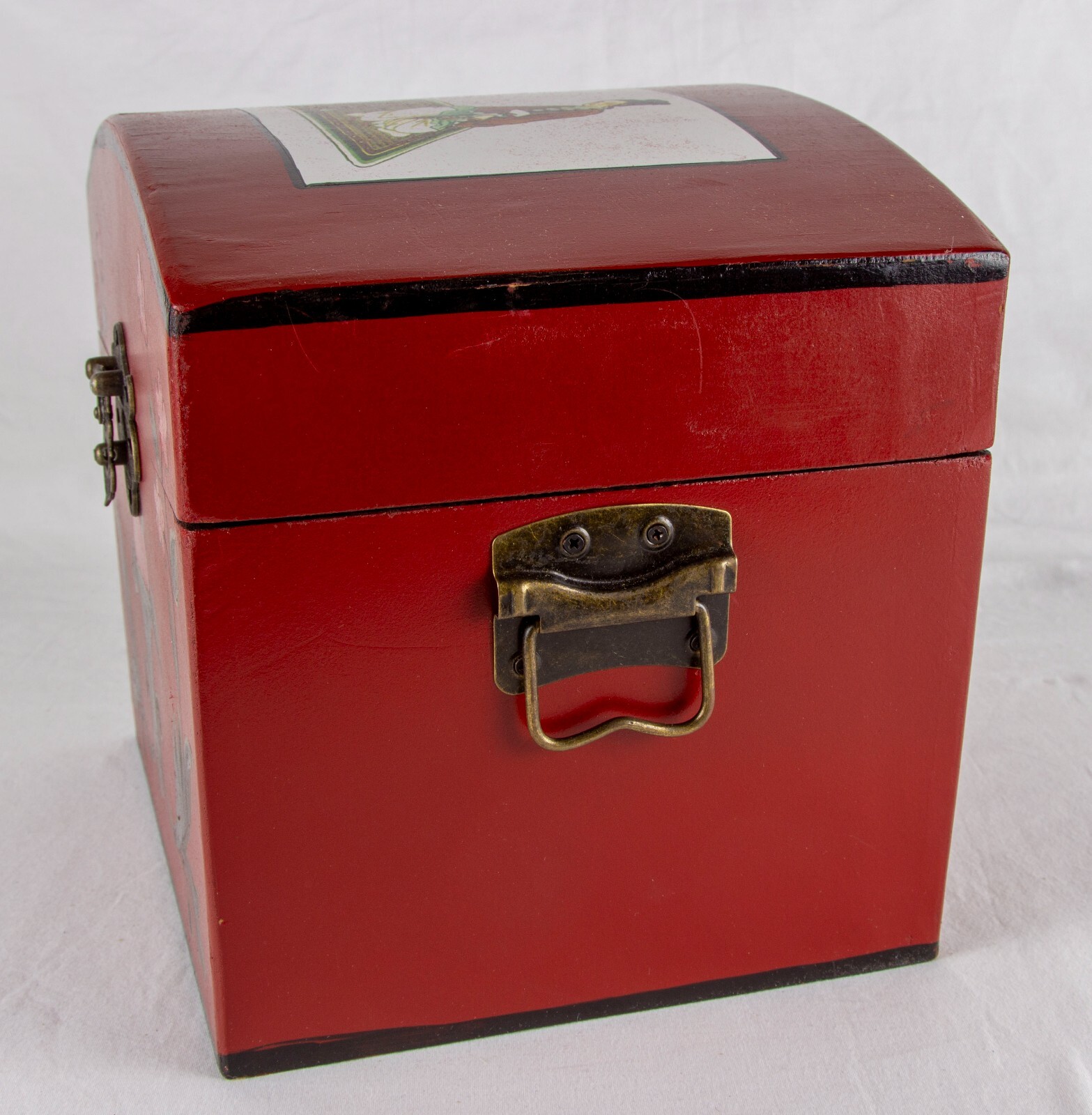 Red, Asian themed keepsake box, 11" x 8" x 7"