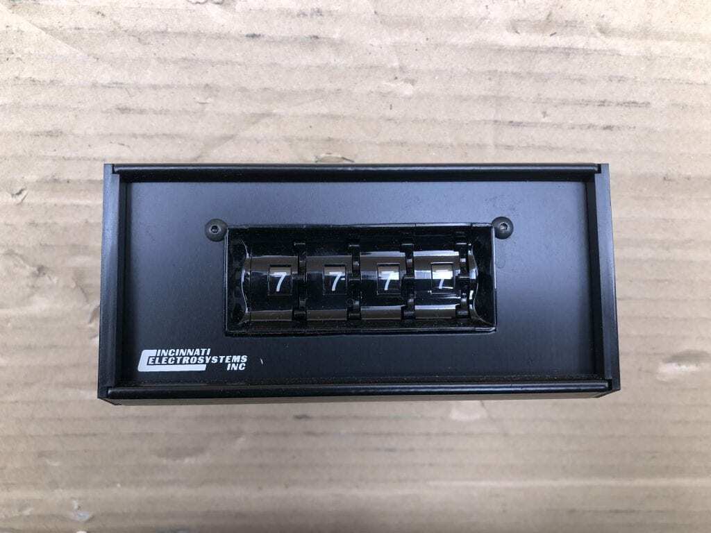 Cincinnati Electrosystems 995-4-0 4 Digit Counter / Digitswitch Assembly -NIB