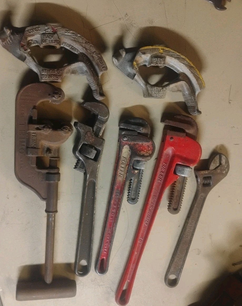 2 Fuller Pipe Wrenches - 2 Benfeild Bender  - Trimo Pipe Cutter +