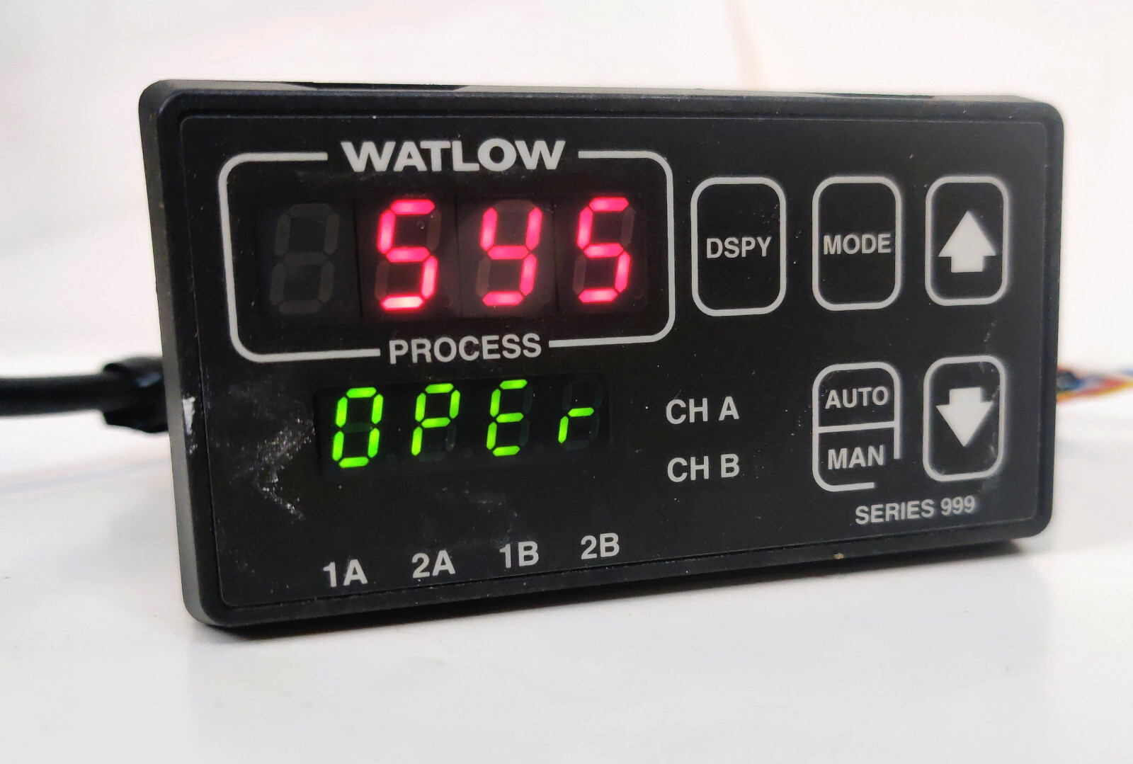 Watlow 999 Series Temperature Controller 2-CH 999D-11FF-AARG 100-240V *Tested