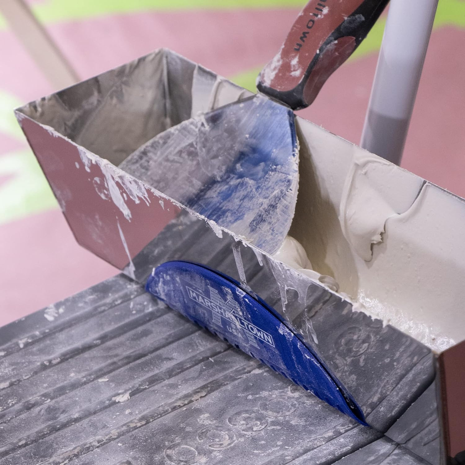 Mud Pan Grip, Drywall, Magnetic, Rubber Grip, MPG