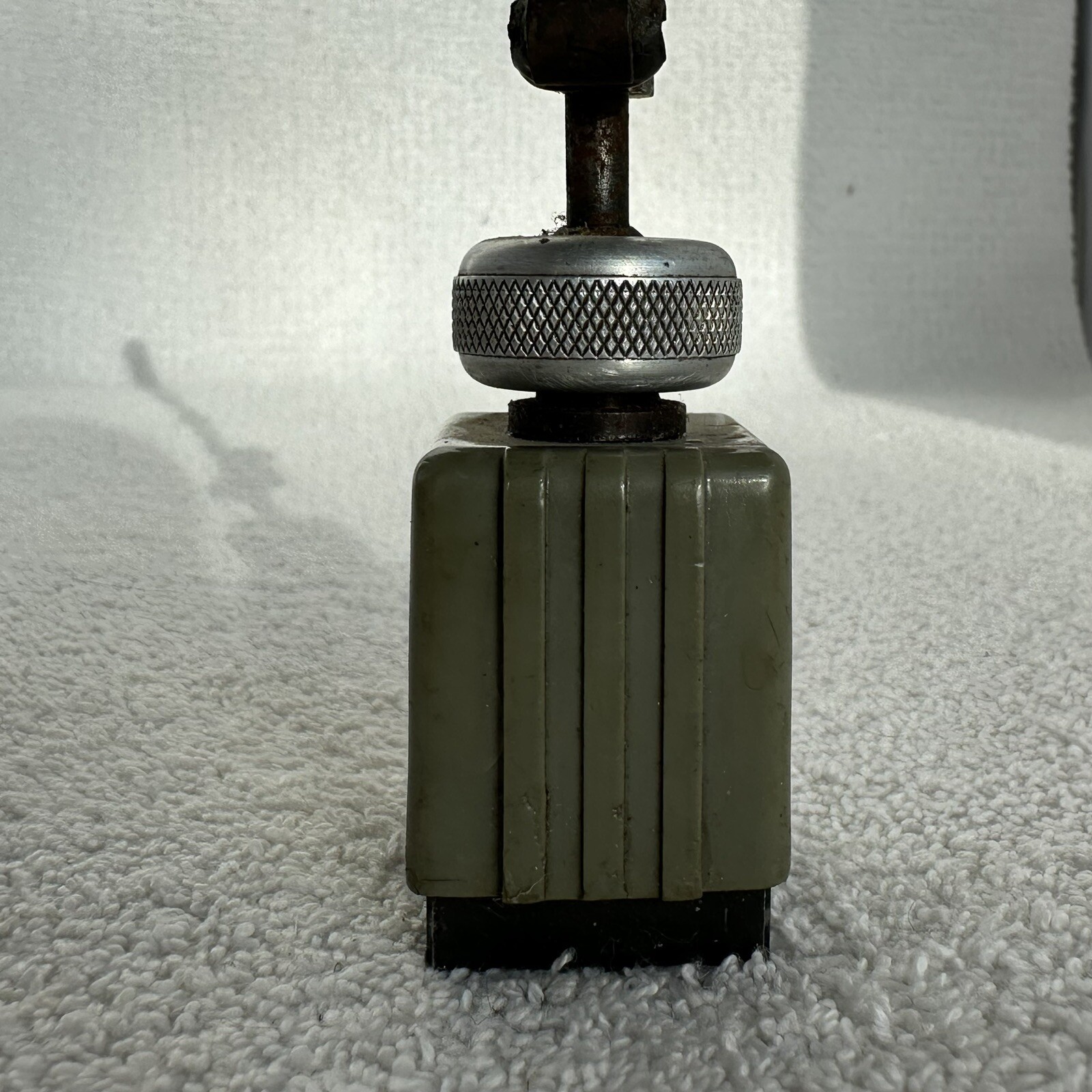 Brown & Sharpe 599-7761 Small Magnetic Base Miti-Mite Ball & Socket