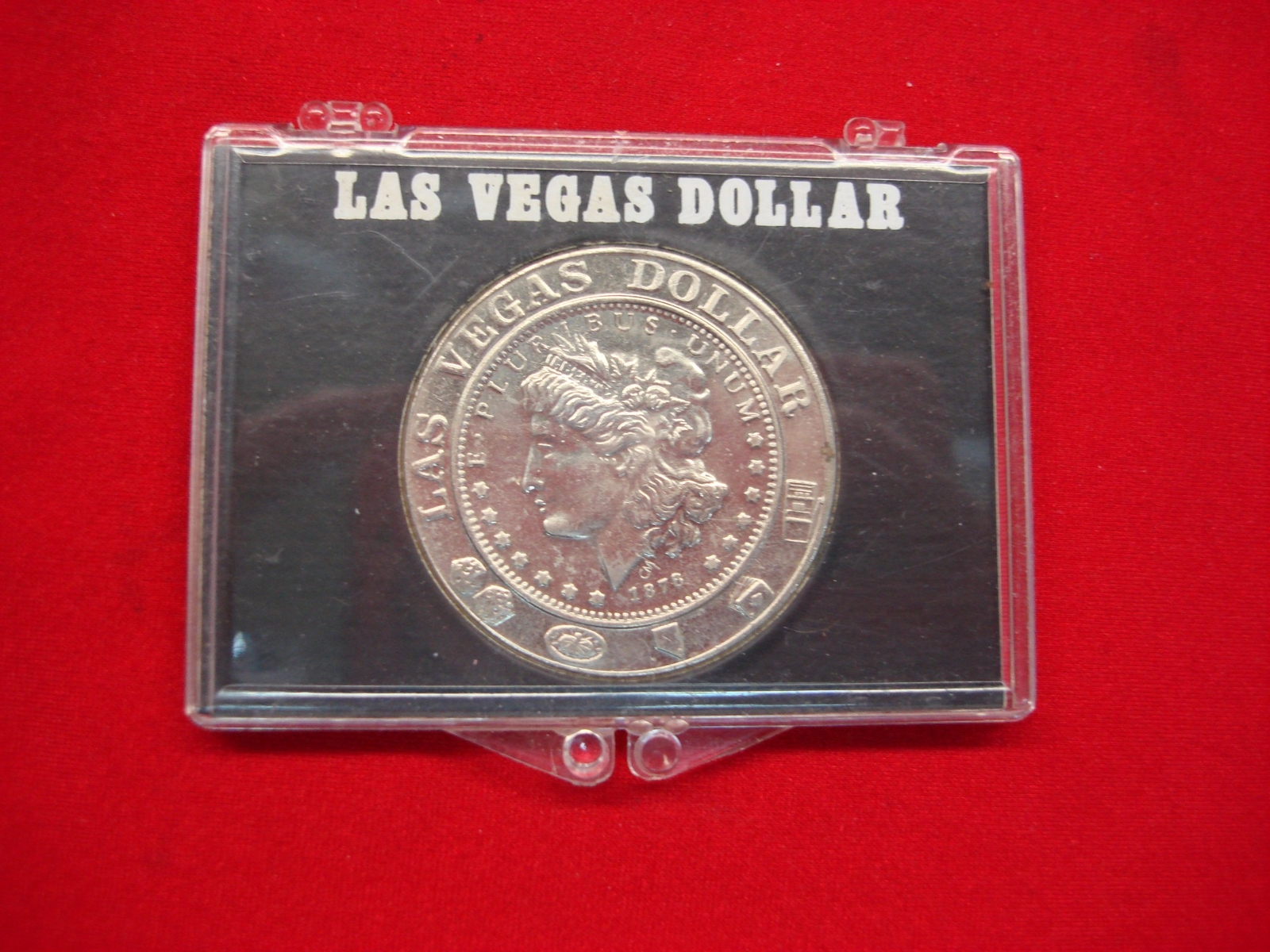VINTAGE "LAS VEGAS DOLLAR" SOUVENIR MEDAL IN ORIG. SNAP CASE
