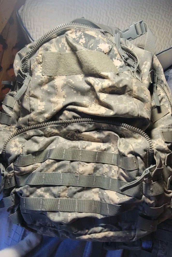 ACU Molle II Medium Rucksack Complete W/ Straps, Frame & Kidney Pad USED+ EXTRAS