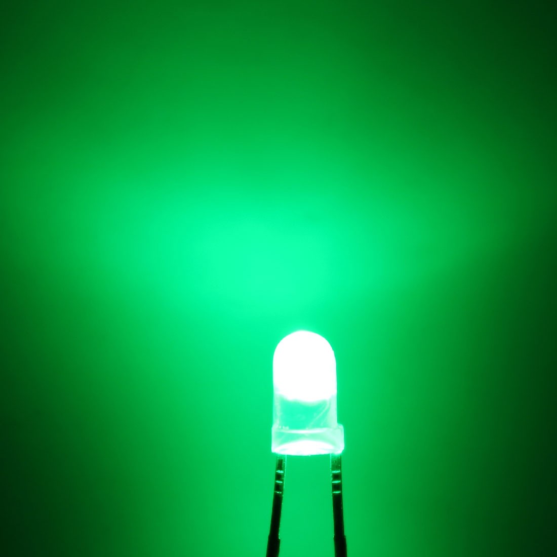 10pcs 3mm Green LED Diode Lighting Electronic Component Emitting Light 2.8-3.2V