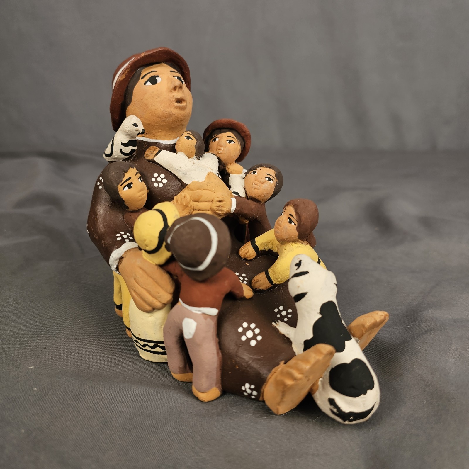 Vintage Peruvian Story Teller Woman W/7 Kids Dog Bird Handmade Pottery Figurine