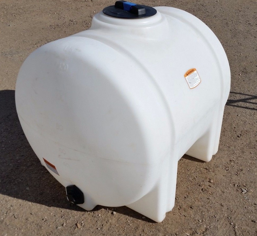 125 gallon poly plastic water storage tank leg
