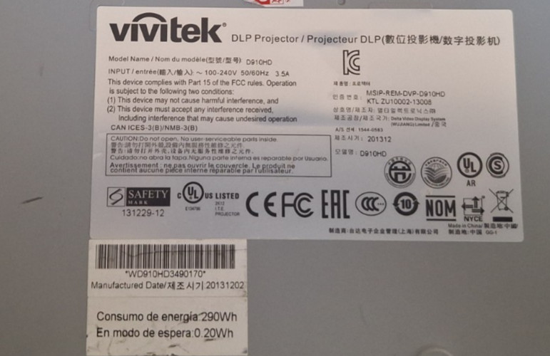 Vivitek D910HD DLP 3D Ready Projector No REMOTE