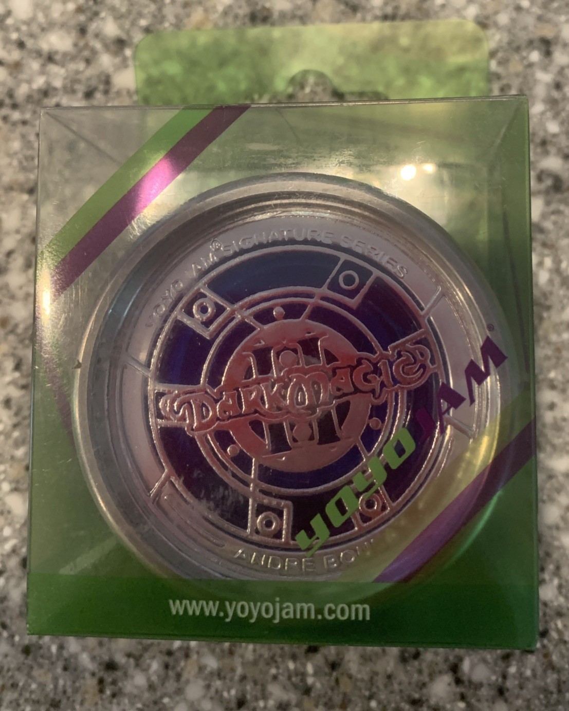 YOYOJAM DARK MAGIC II. BLUE. PRE OWNED.