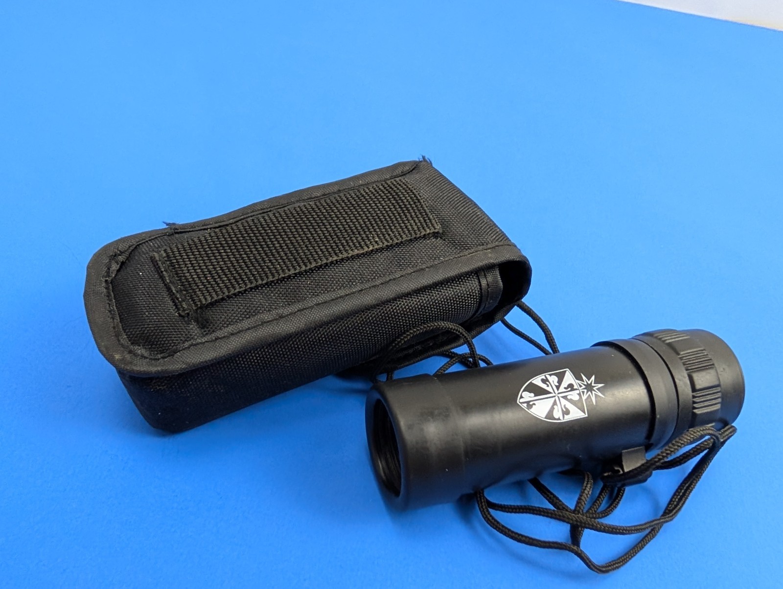 Single Binocular Monocular Golf Viewing Scope with Slazenger Case