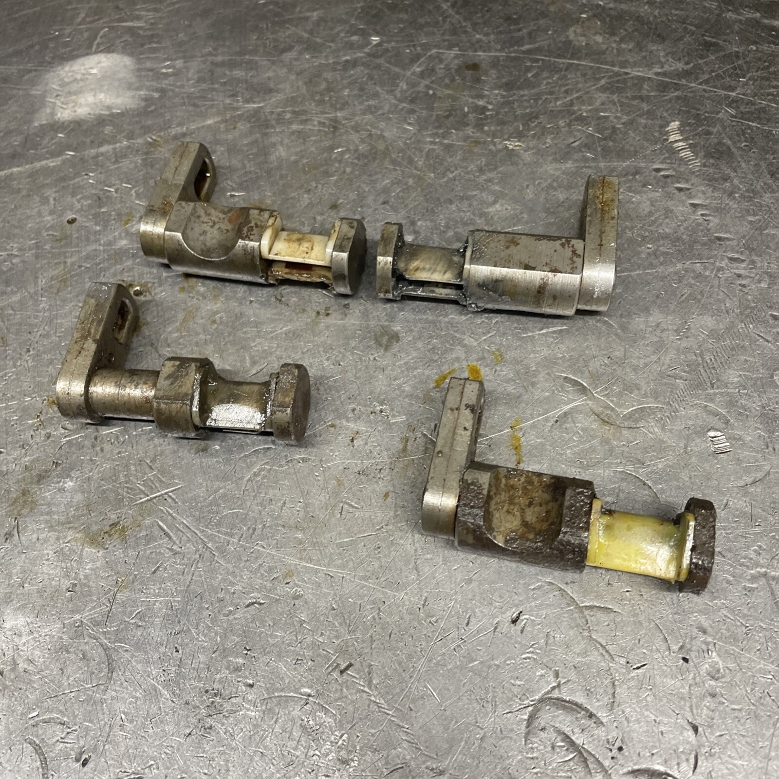 Jeep Cj5 Cj7 Cj8 80-86 Sr4 Transmission Shifter Bracket With Bushing Sold Each
