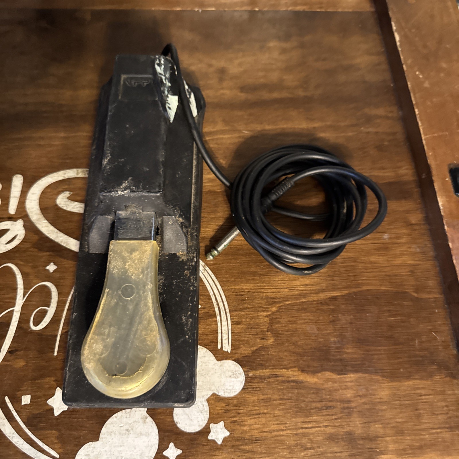 VFP-1-25 Single Piano-Style Sustain Pedal W/ Polarity Switch Made in Italy READ