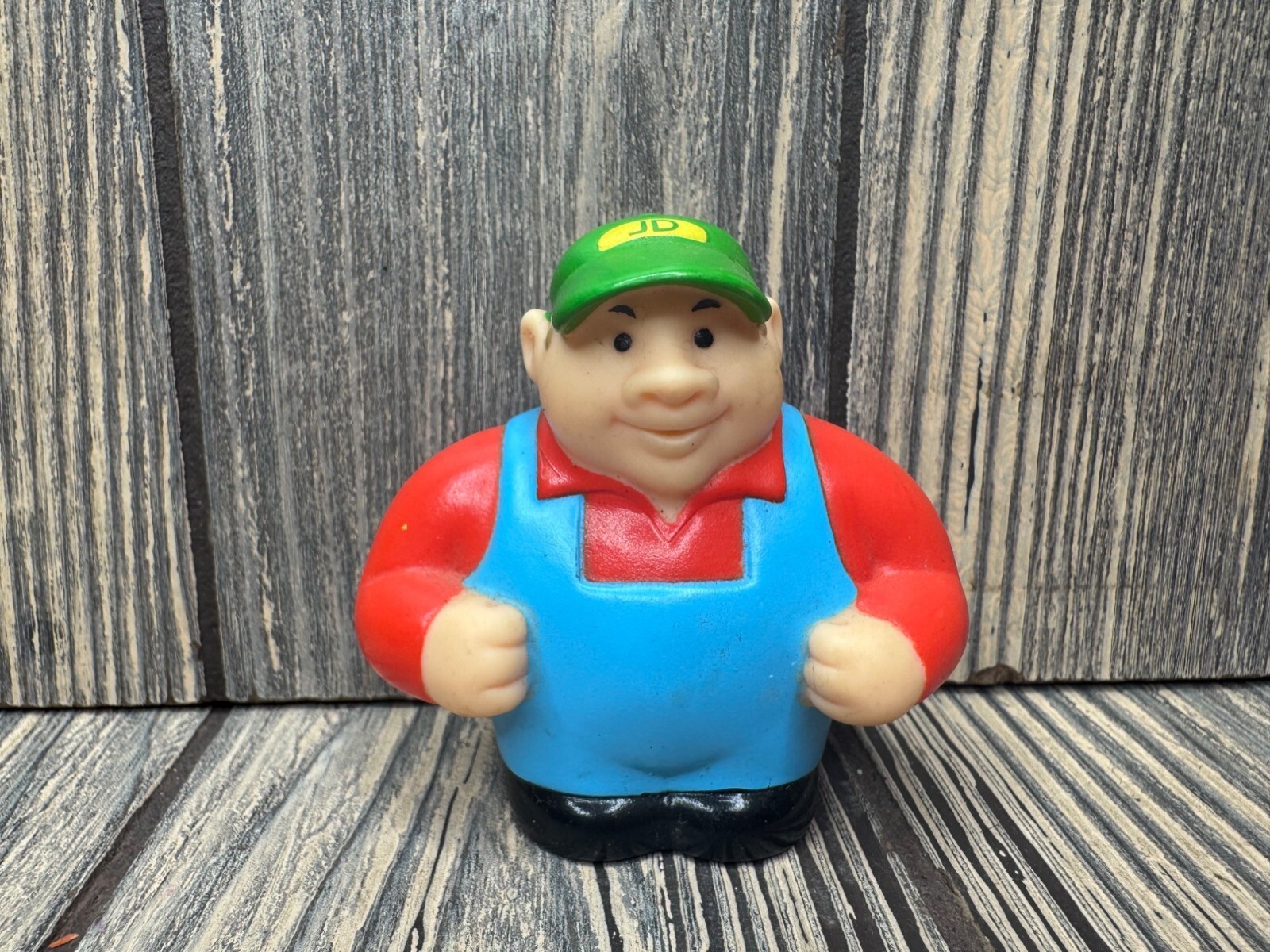 Action Figure 2.5" ~❤️~ Ertl John Deere Hayride Tractor Driver #414