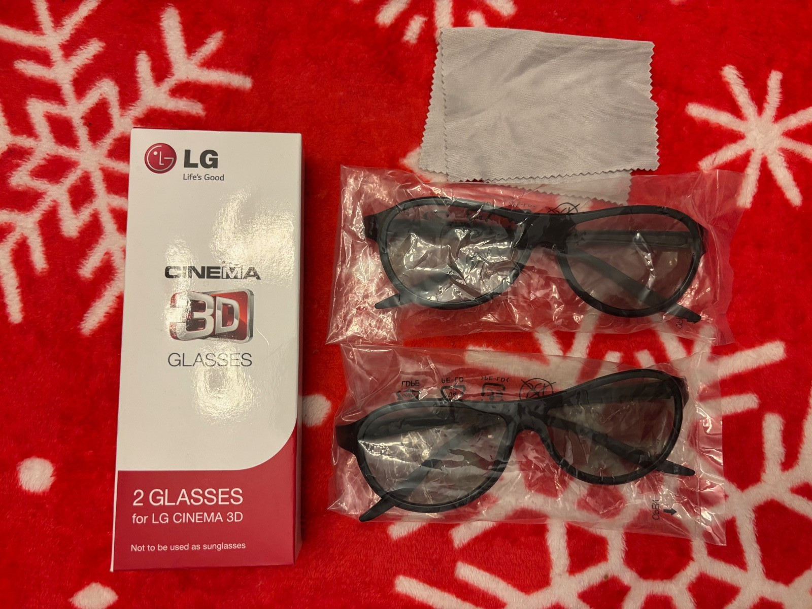Original LG Cinema 3D Glasses - Comfort Fit w/ 2 Pairs in Box - AG-F310 - NEW