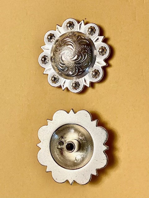 Conchos - 1 1/2" Chicago Screw - Silver with Silver Berry - Pack of 2 (C66)