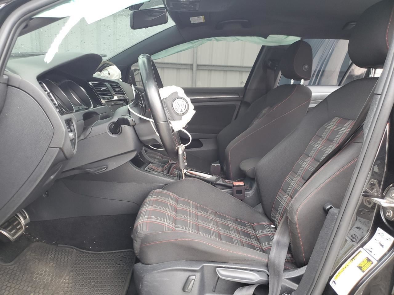 GTI 2018 Glove Box 4912402