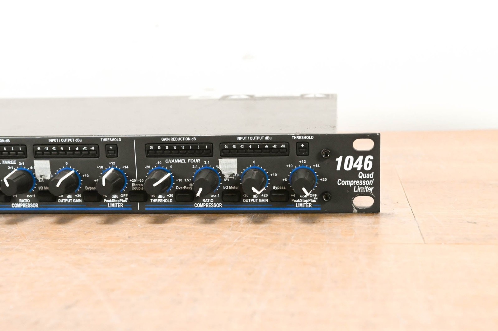 dbx 1046 Quad Compressor/Limiter CG014FE