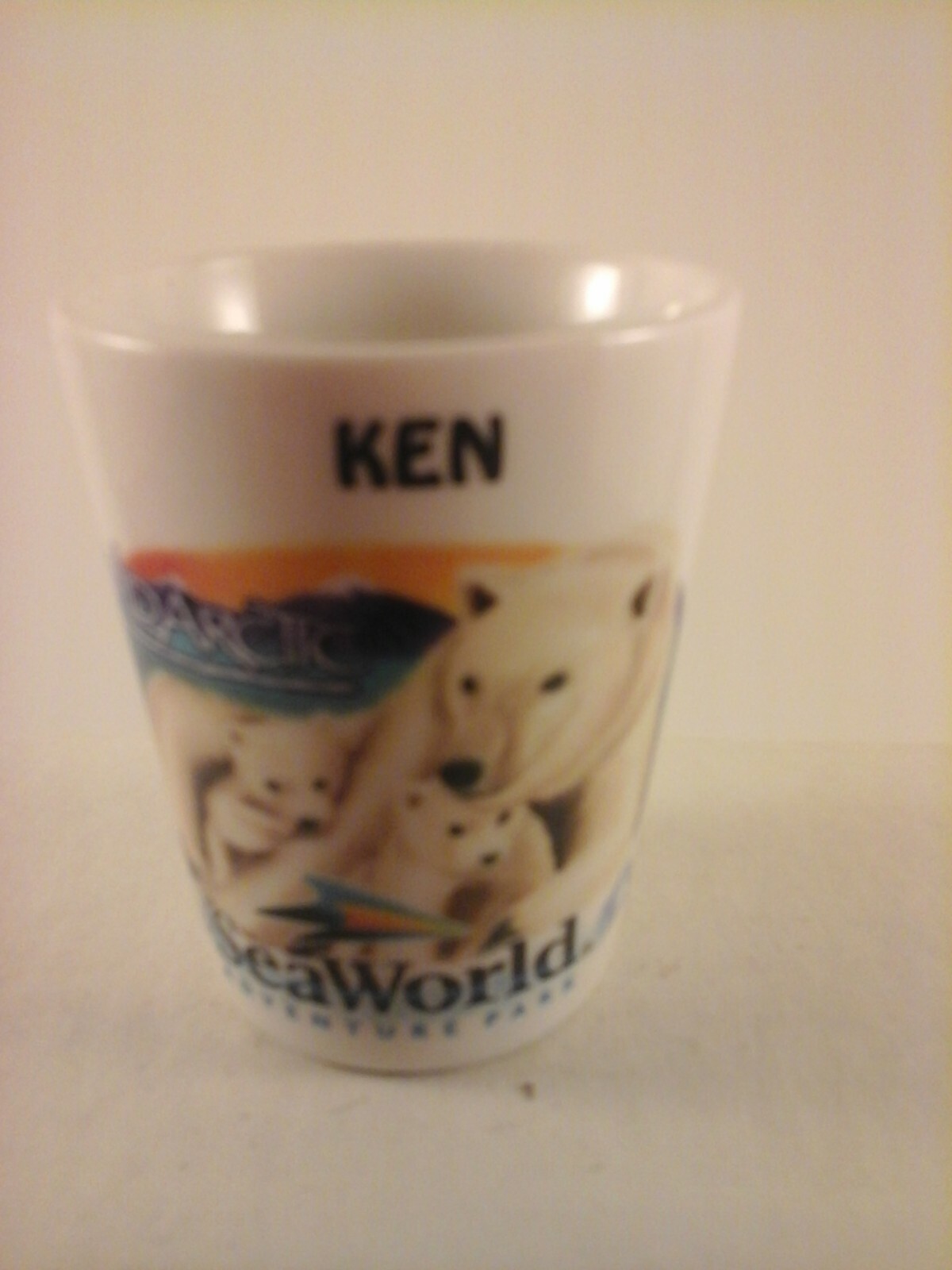 Vtg SHOT GLASS - SEAWORLD ADVENTURE PARK, POLAR BEARS - CERAMIC - "KEN"
