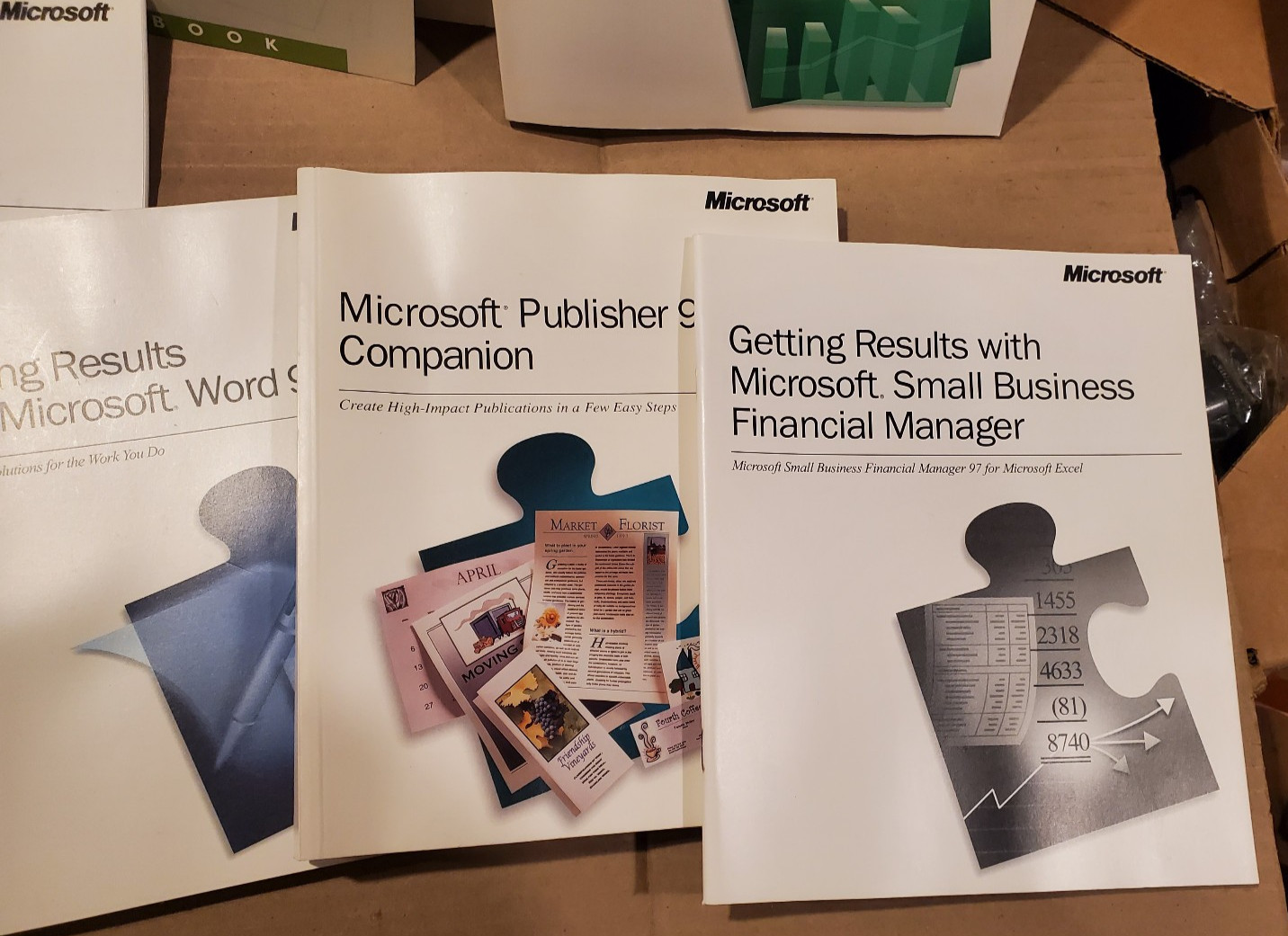 Microsoft Office 97 Small business dition Retail Package - Promotional Sample