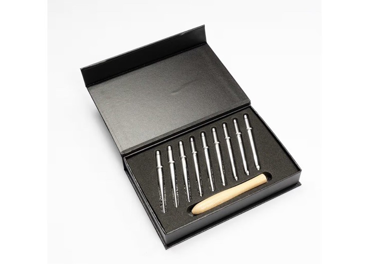 RUIDI Crochet Hooks Set 9 Sizes 2.5-6.5mm Bamboo Handle Aluminum Needles