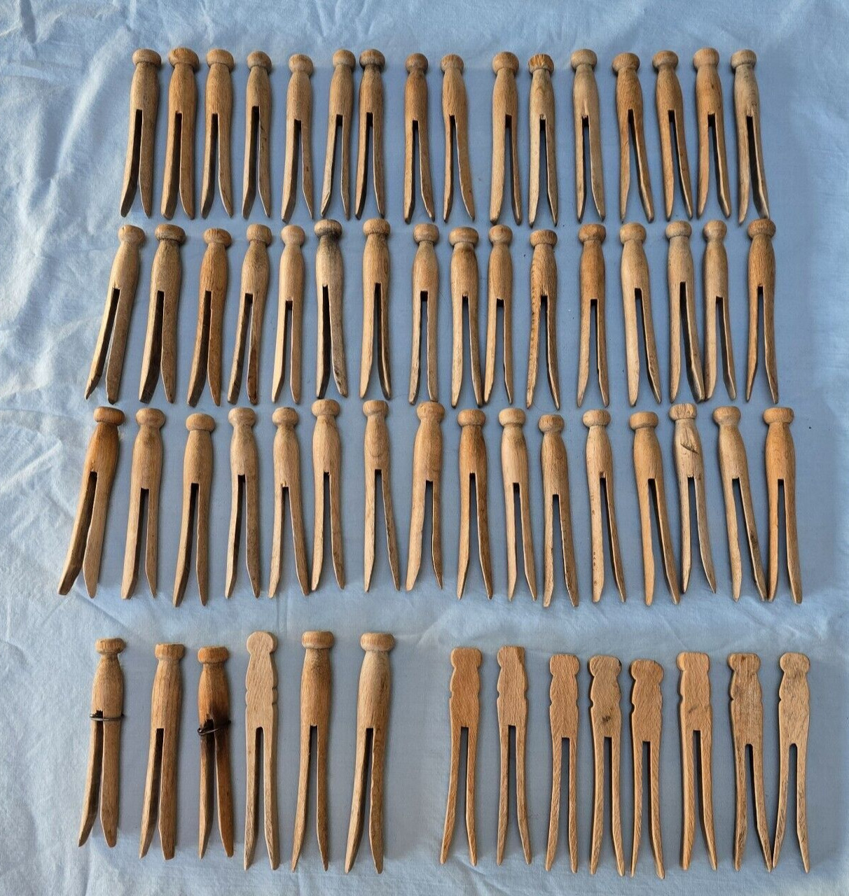 Wooden Clothes Pins Lot of 62 Vintage : Round Head Flat Standard Crafting 4 inch