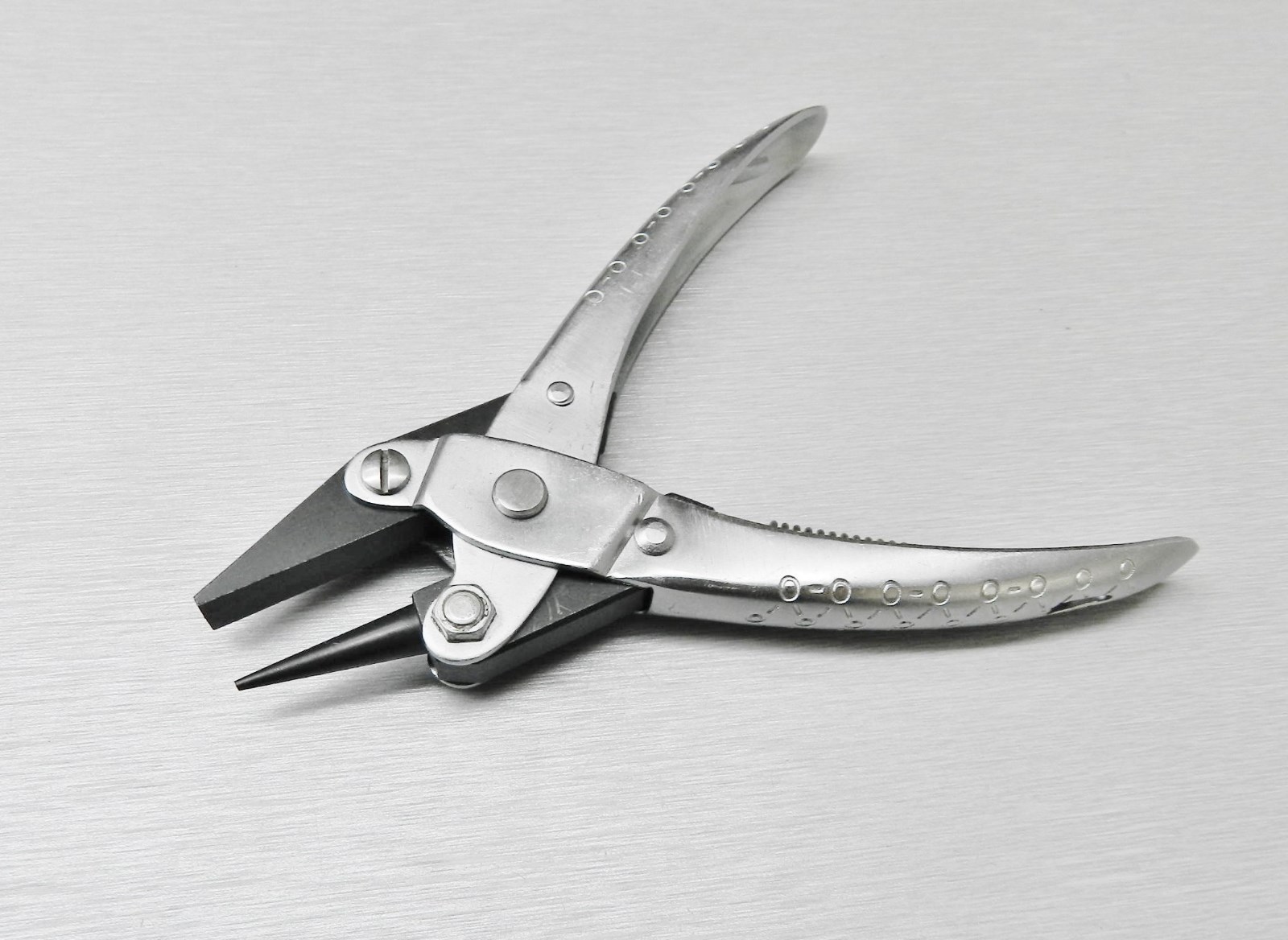 Parallel Action Pliers Round & Flat Nose Smooth Jaws 140mm Jewelry Wire Working