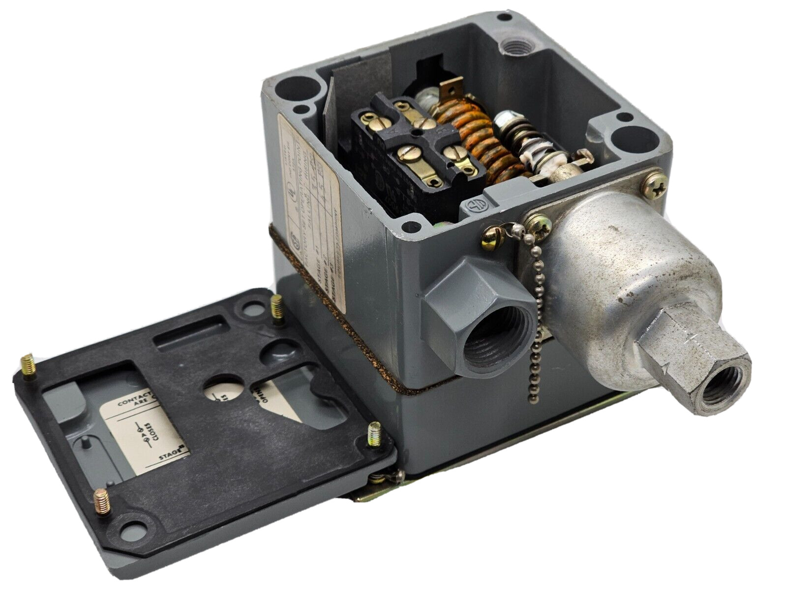 Square D 9012DCW-5 /B Pressure Switch 7-70PSI 10-30 Spread, 600VAC 9012DCW5 NEW