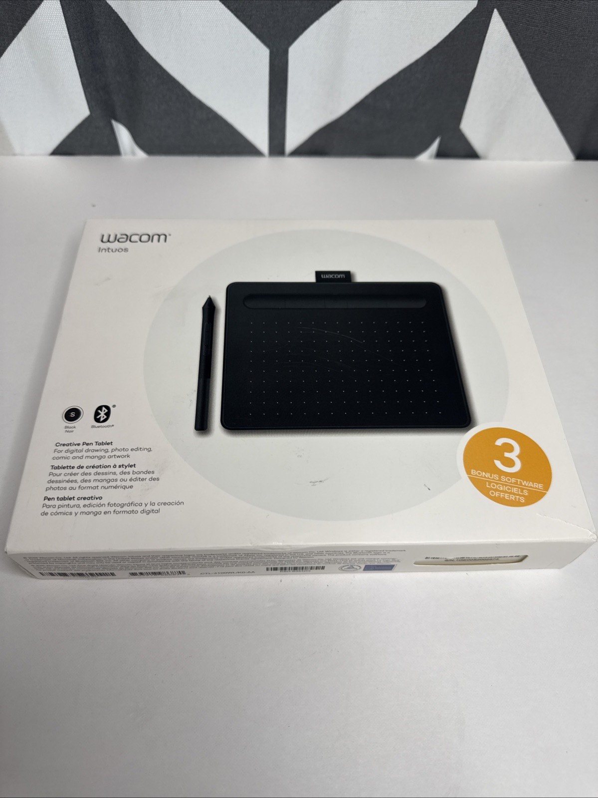 Wacom Intuos Small Bluetooth Graphics Drawing Tablet - Open Box