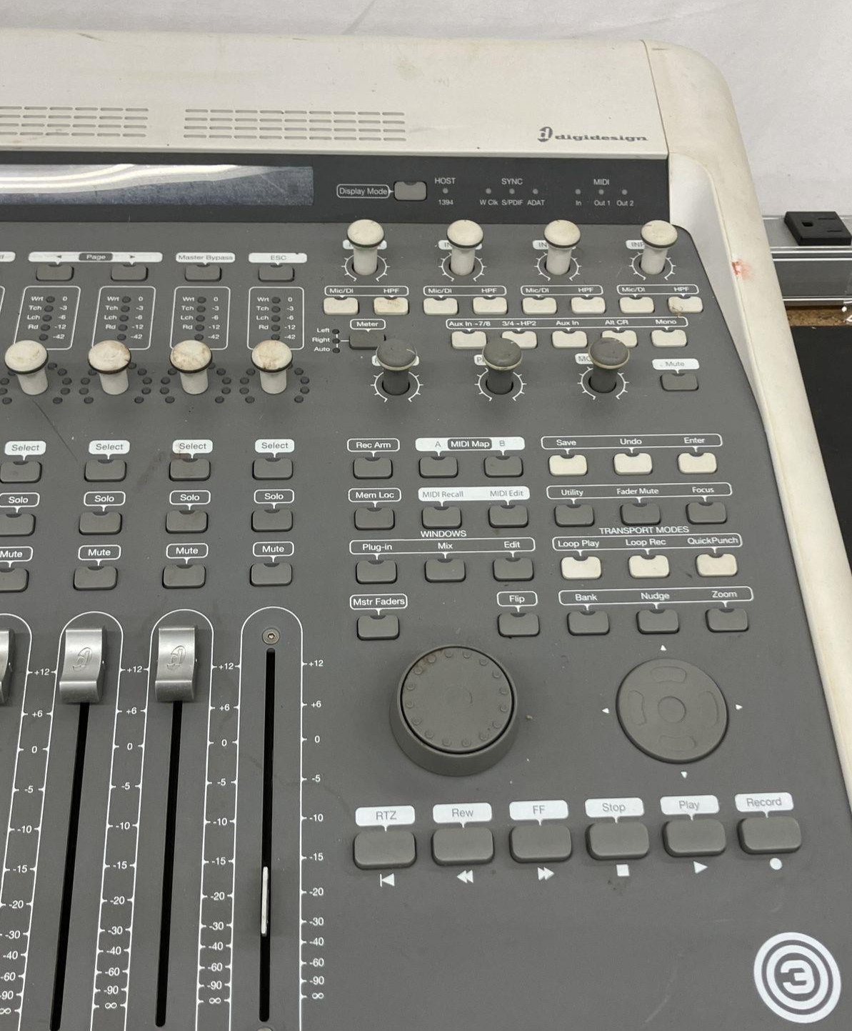 Digidesign 003 Console Audio Mixer Interface