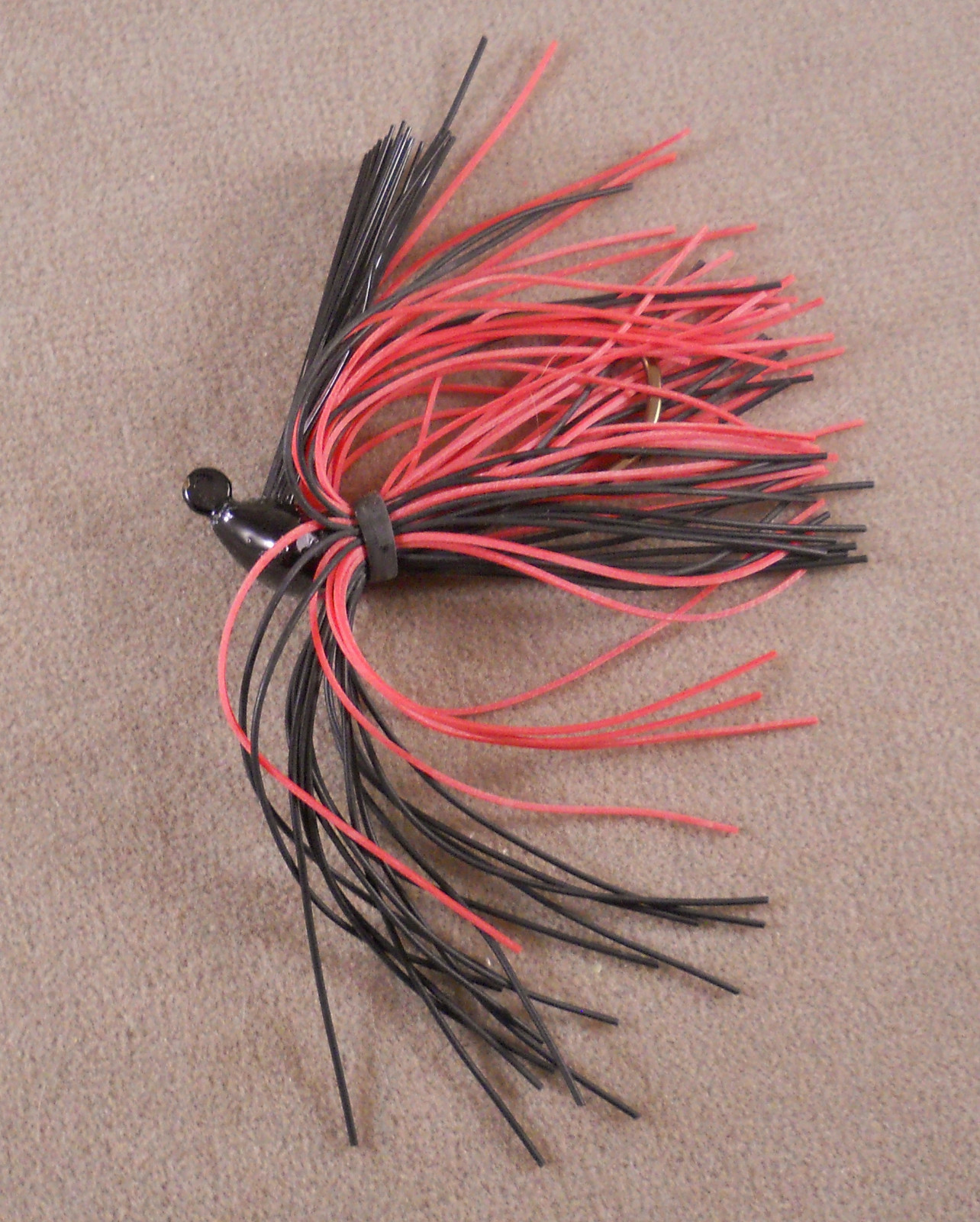 Bass, Fishing Lure/ DR Custom Flipping Jig 3/8 oz.  (Living Rubber Skirt)